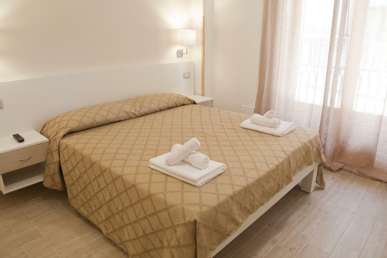 トロペーア Arcadia Bed & Breakfast エクステリア 写真